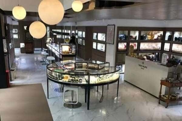 荆州石首市佳哥鉴酒商行